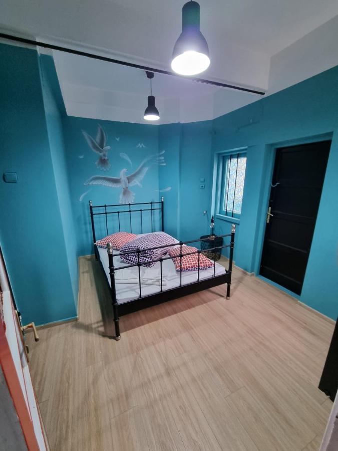 Picaso Residence Bukares Bagian luar foto